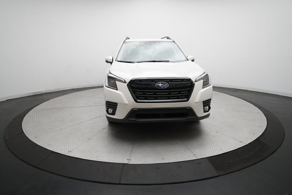 Certified 2024 Subaru Forester Limited AWD/4WD image 11
