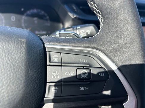 New 2026 Jeep Grand Cherokee Altitude AWD/4WD image 19