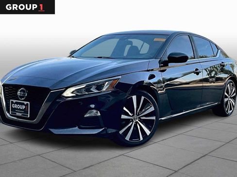Used 2021 Nissan Altima 2.5 SR image 1