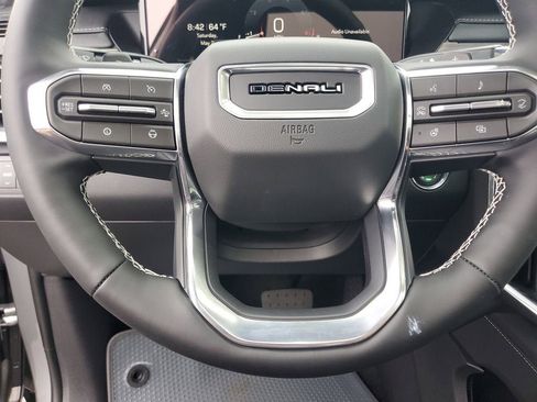New 2026 GMC Acadia Denali w/ Super Cruise Package FWD image 13