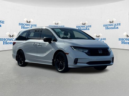 Used 2023 Honda Odyssey Sport image 10