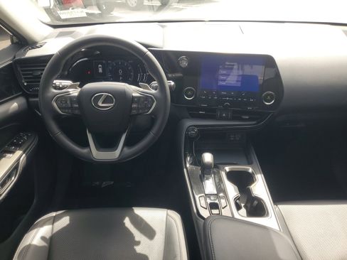 Used 2024 Lexus NX 250 FWD w/ Cold Area Package image 14