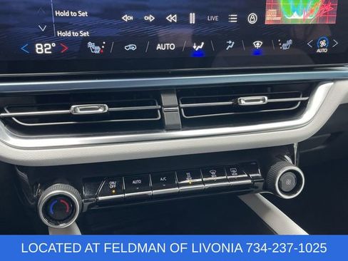 Certified 2025 Chevrolet Equinox EV LT image 17