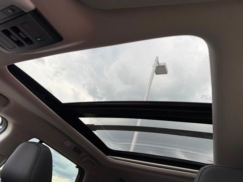 New 2026 Nissan Pathfinder SL w/ SL Premium Package image 29