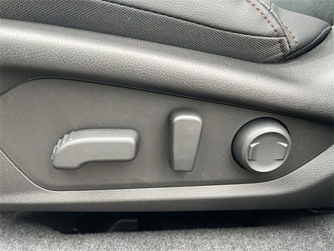 New 2025 Subaru Forester Touring image 29