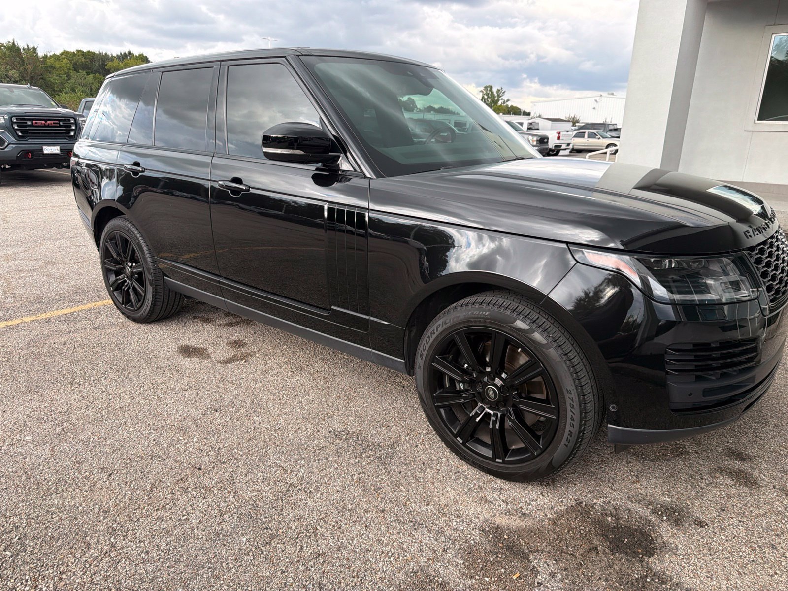 Used 2020 Land Rover Range Rover HSE AWD/4WD image 1