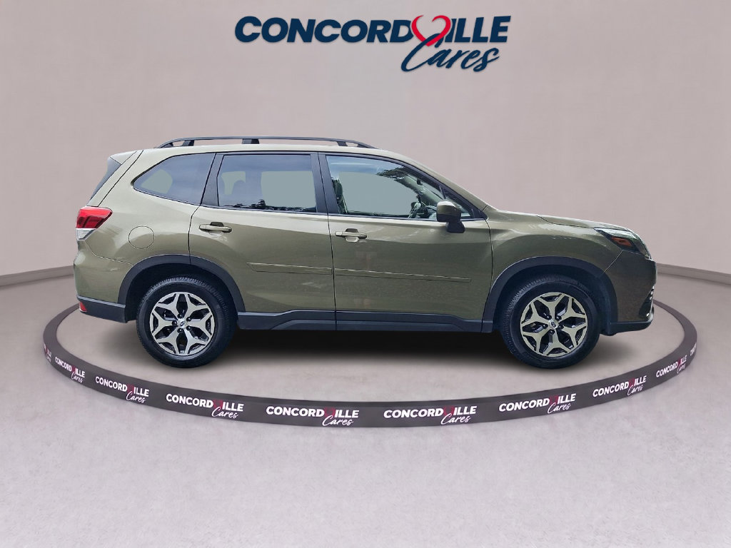 Certified 2023 Subaru Forester Premium AWD/4WD image 8