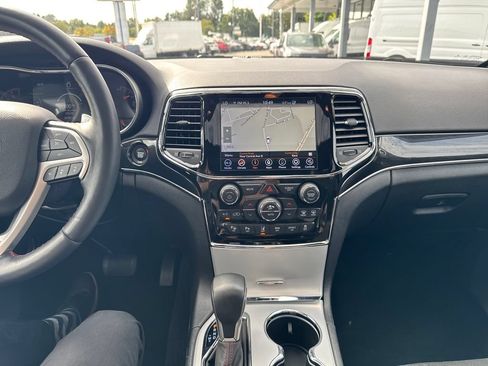 Used 2020 Jeep Grand Cherokee Trailhawk w/ Interior Metal Package AWD/4WD image 21