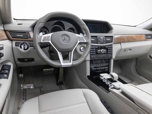 Used 2012 Mercedes-Benz E 63 AMG Wagon image 6