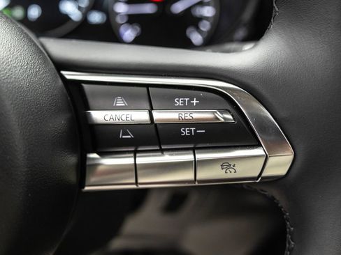 Used 2025 MAZDA CX-50 AWD 2.5 Hybrid w/ Premium Pkg image 18