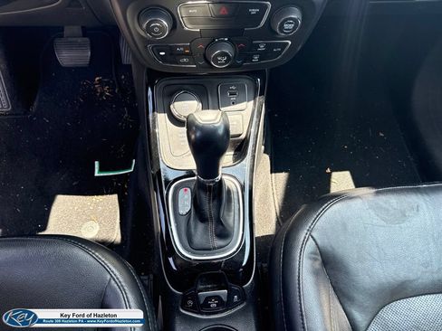 Used 2018 Jeep Compass Limited w/ Trailer Tow Group AWD/4WD image 24