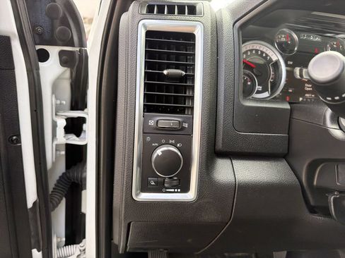 Used 2023 RAM 1500 Classic SLT w/ Electronics Group AWD/4WD image 17