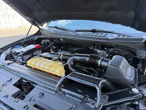 Used 2018 Ford F150 Lariat w/ Equipment Group 502A Luxury AWD/4WD image 52
