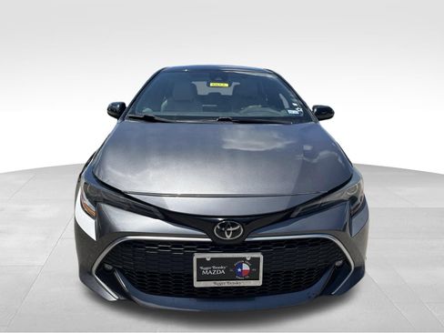 Used 2022 Toyota Corolla XSE FWD image 2