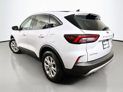 Used 2025 Ford Escape Active AWD/4WD image 5