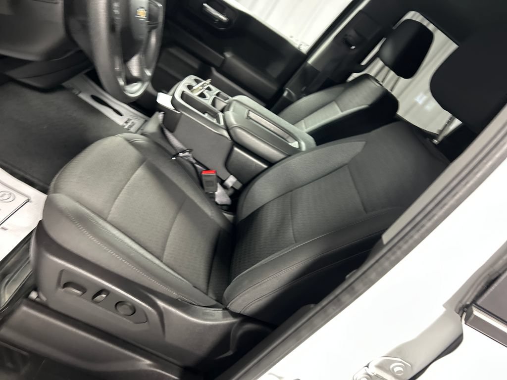 Used 2024 Chevrolet Silverado 1500 Custom AWD/4WD image 12
