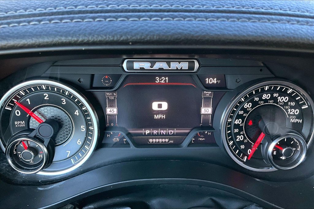 Used 2024 RAM 1500 Laramie AWD/4WD image 8