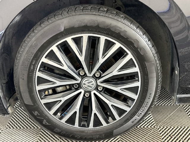 Used 2020 Volkswagen Jetta R-Line FWD image 35
