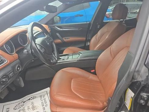 Used 2018 Maserati Ghibli RWD image 5