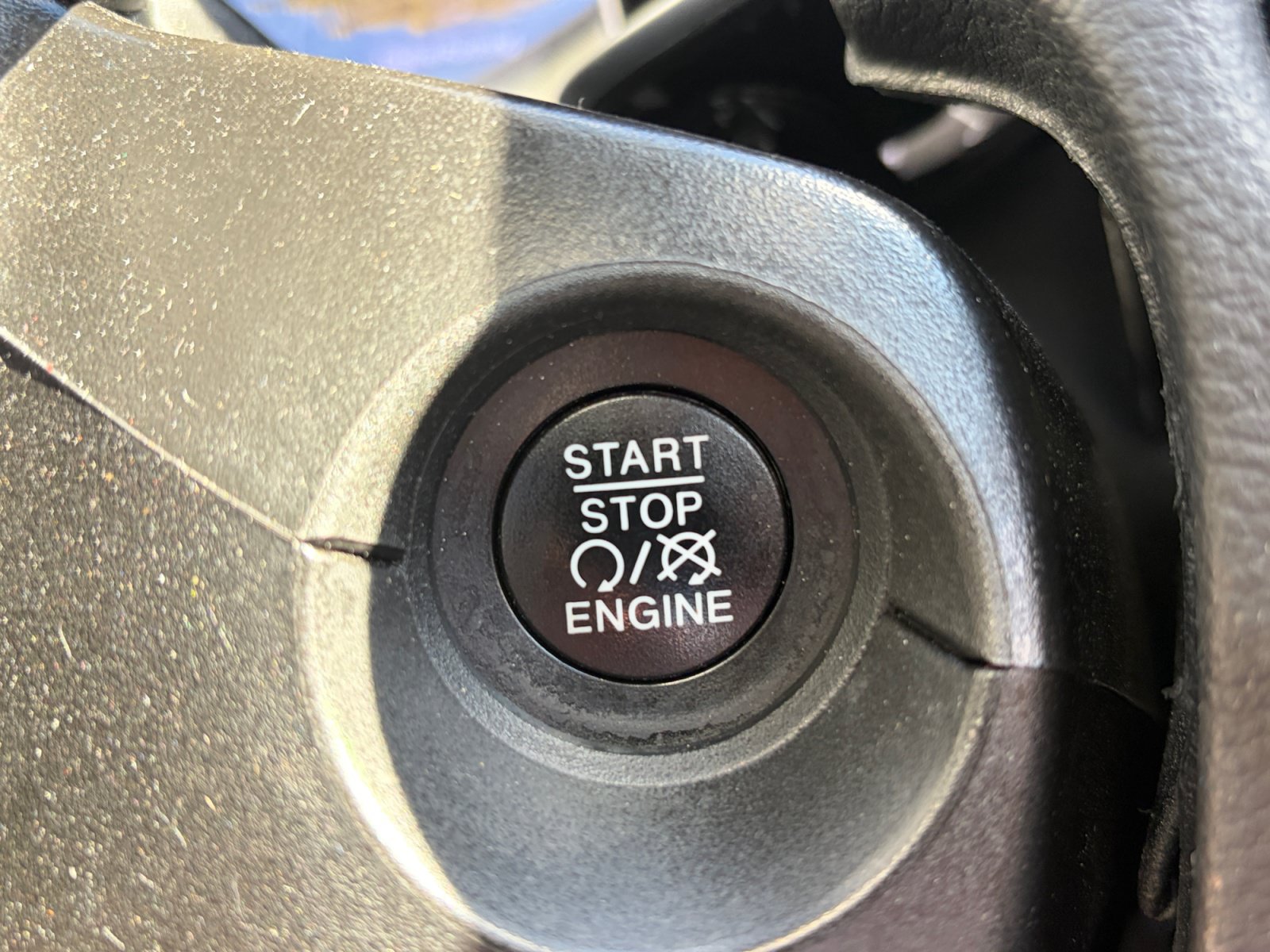 Used 2018 Jeep Compass Latitude AWD/4WD image 20