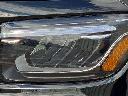 New 2026 Mercedes-Benz GLB 250 250 image 8