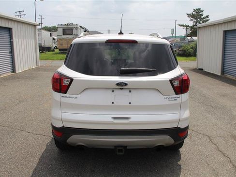 Used 2019 Ford Escape Titanium AWD/4WD image 6