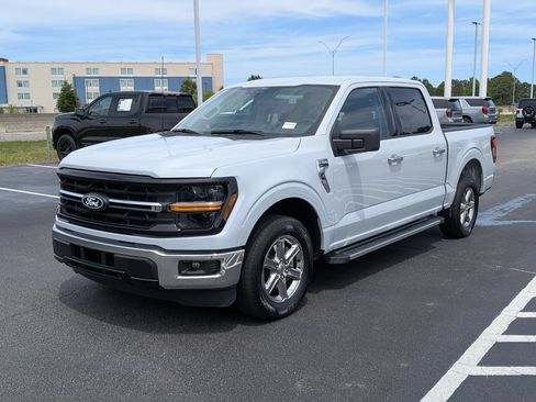 Used 2025 Ford F150 XLT w/ Equipment Group 301A Standard RWD image 7
