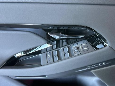 New 2026 Land Rover Range Rover Evoque Dynamic SE AWD/4WD image 13