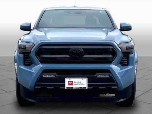 Certified 2026 Toyota Tacoma SR5 AWD/4WD image 4