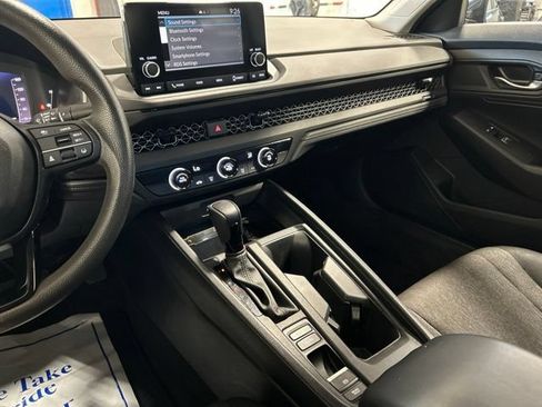 Used 2023 Honda Accord LX image 28