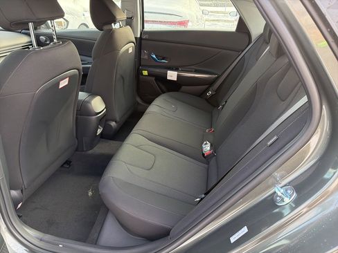 New 2026 Hyundai Elantra SE image 14