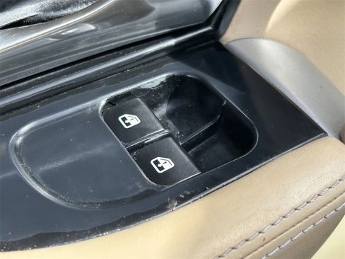 Used 2010 Maserati GranTurismo Coupe image 15