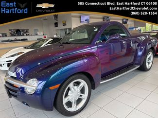 Used 2004 Chevrolet SSR w/ Preferred Equipment Group RWD video 1