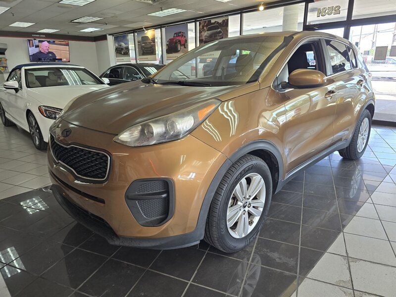 Used 2017 Kia Sportage LX FWD image 1