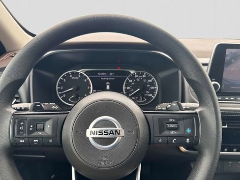 Used 2021 Nissan Rogue SV AWD/4WD image 26