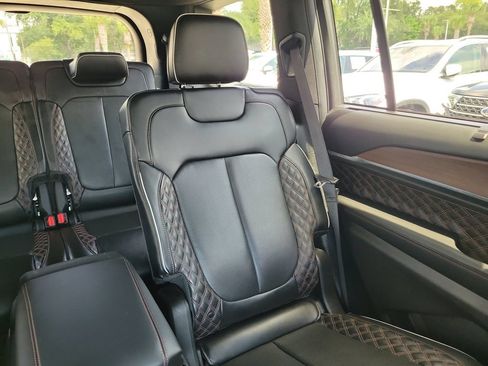 Used 2021 Jeep Grand Cherokee L Summit w/ Advanced Protech Group IV AWD/4WD image 12