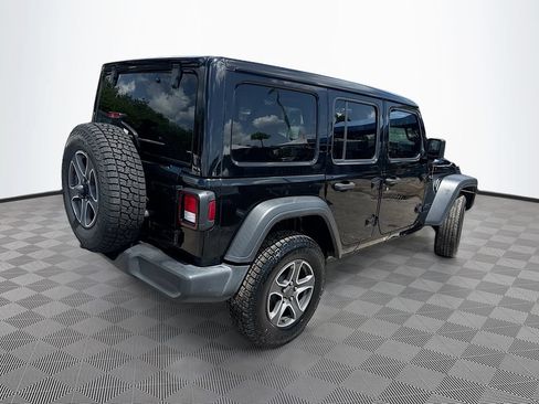 Used 2022 Jeep Wrangler Unlimited Sport w/ Sun And Sound Package AWD/4WD image 6