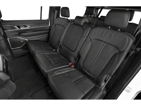 Used 2022 Jeep Wagoneer Series II AWD/4WD image 9