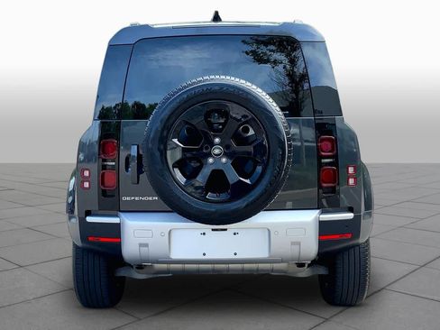 Used 2024 Land Rover Defender 110 S AWD/4WD image 5