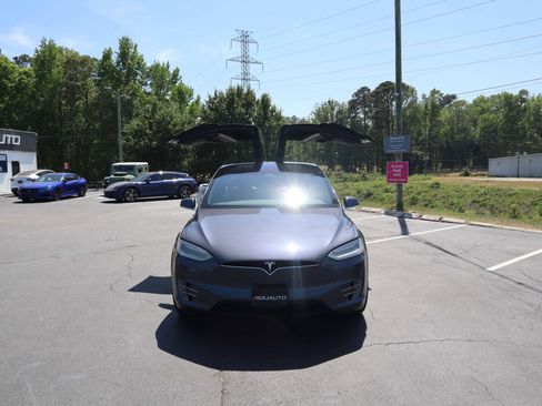 Used 2018 Tesla Model X 100D AWD/4WD image 19