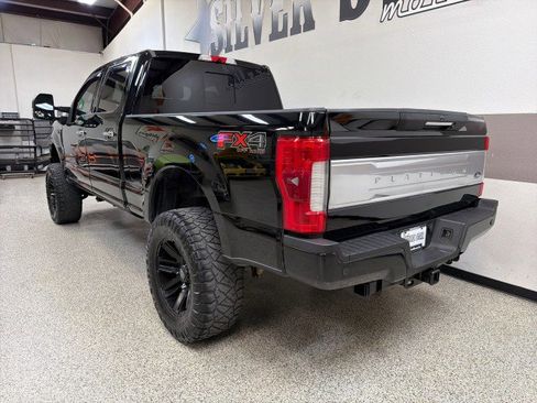 Used 2017 Ford F250 Platinum w/ Platinum Ultimate Package image 7