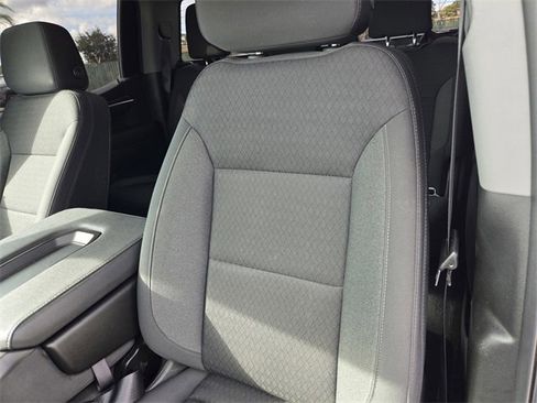 Used 2023 Chevrolet Silverado 1500 LT image 17