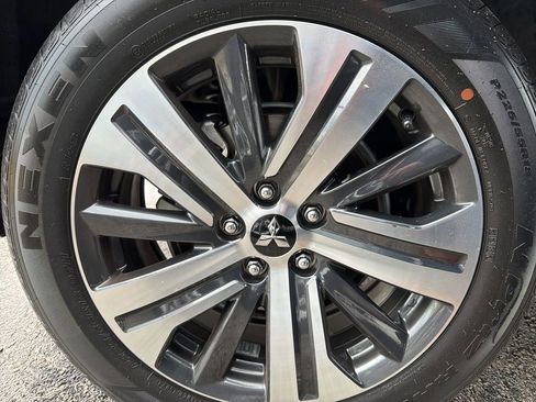 Used 2025 Mitsubishi Outlander Sport ES image 11