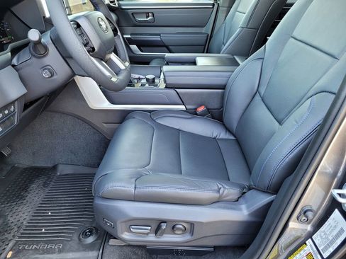 New 2025 Toyota Tundra Platinum image 8