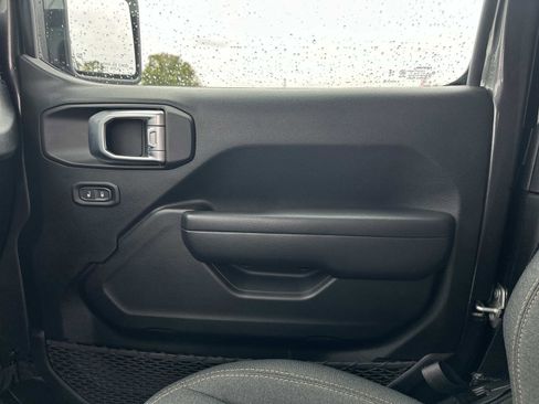 Certified 2024 Jeep Wrangler Sport S image 16