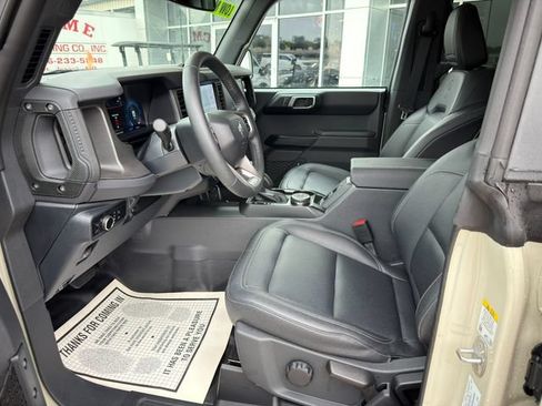 Used 2025 Ford Bronco Badlands AWD/4WD image 15