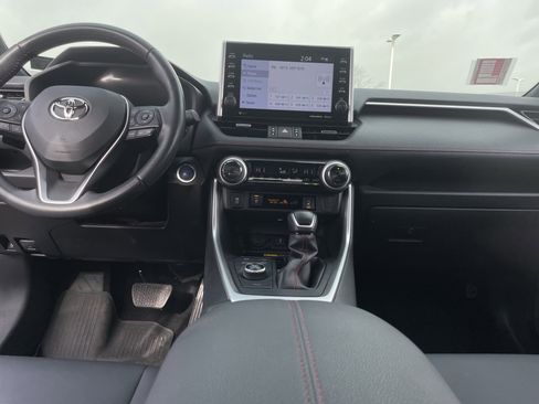 Used 2022 Toyota RAV4 XSE image 14
