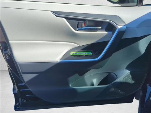 New 2025 Toyota RAV4 XLE image 10