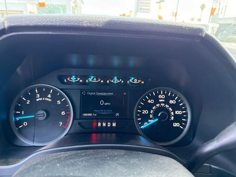 Used 2019 Ford F150 XLT w/ Equipment Group 302A Luxury AWD/4WD image 30