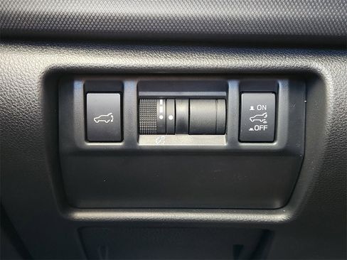 Used 2025 Subaru Forester Touring image 17